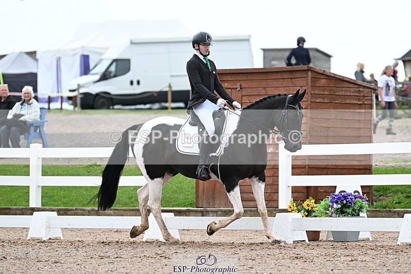 250907-115942-07321 - 020-Leo.De-ValentinoBarfields.Cosmopolitan