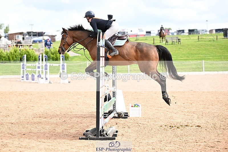 260507-103304-01542 - Cls 1 Snr Foxhunter