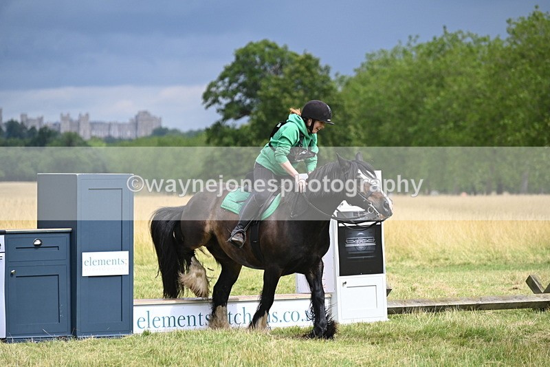 WJ6_2697 - Time at Jump 11:06 to 11:40