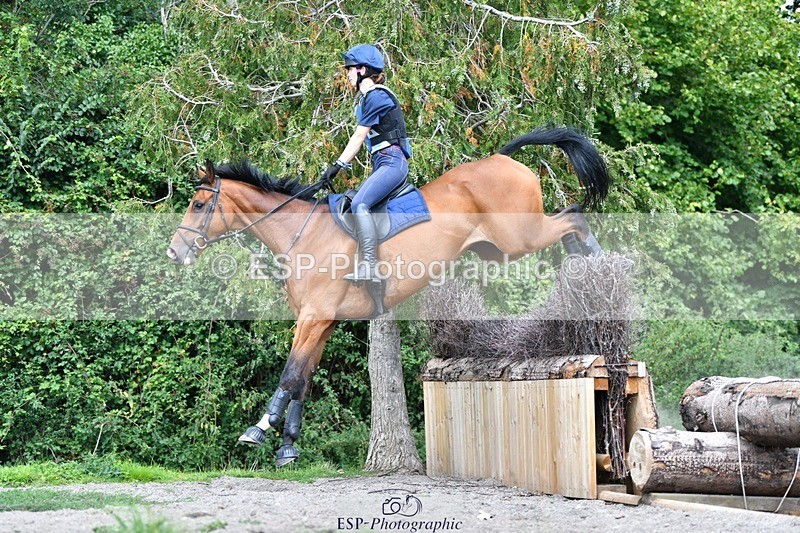 230817-135147-02953 - Abbie's 1st Group - XC