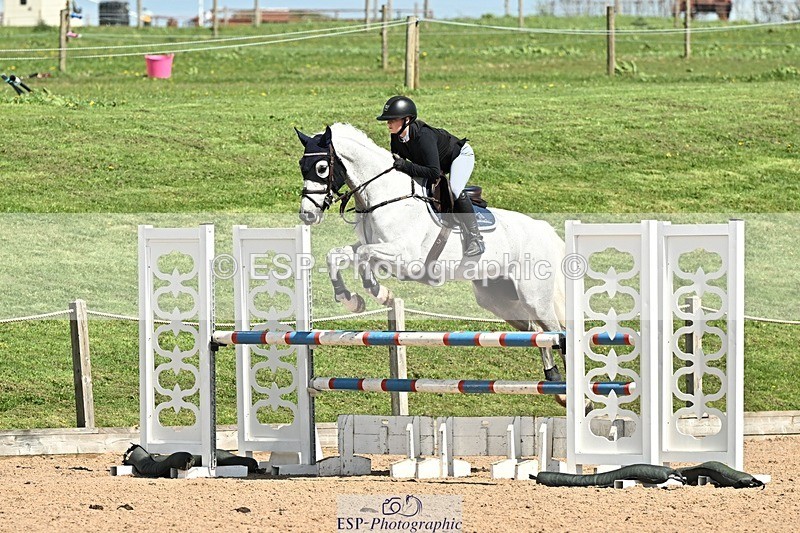 250416-133726-01159 - Cls 4 Newcomers and 1.10m