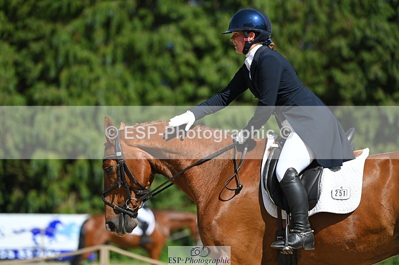 230526-155531-07217 - 251-CLASS_MOVE-Ellie_Healy-WEDTrotUp+DR