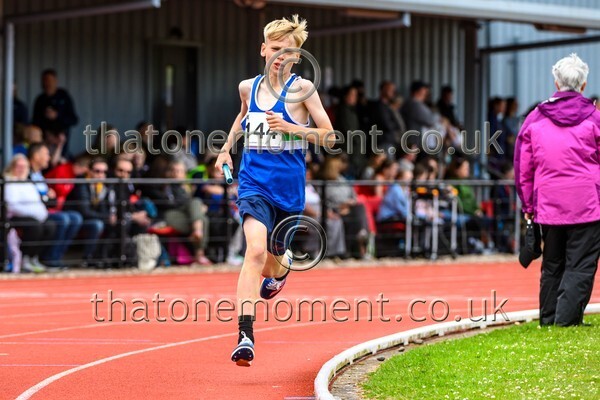 Relays25-926527 - Track Male Set Two