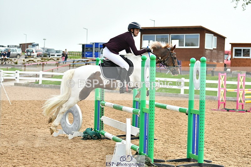 230514A-104406-02312 - Cls 22 Pony Discovery & 90cm Open