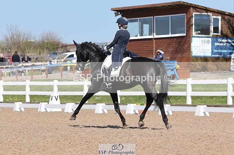 250405-145013-11478 - 069-India.Hamilton-Burnet-Kissingdale