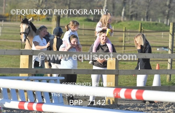 BPP_7142 - CLASS 18 SUN Pony British Novice / 0.80m Open
