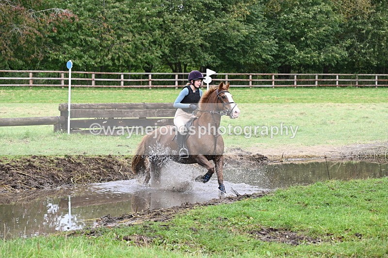 WJ6_6384 - Time at Photographer 12:41 to 13:05