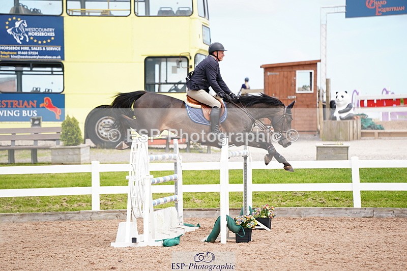 240525A-143848-06590 - Cls 18 National 1.40m