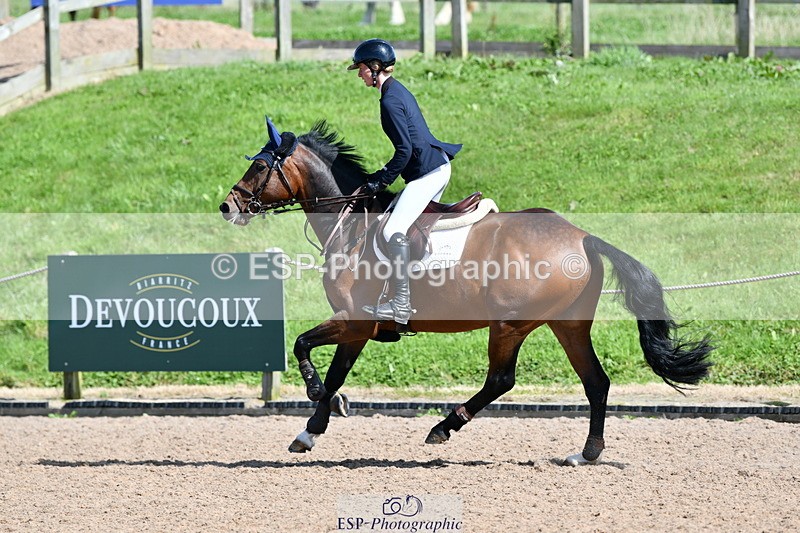 240914A-132915-07274 - Cls 15-S Snr Foxhunter