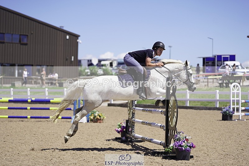 230624A-130250-01477 - Cls 24 Pony Discovery & 90cm Open