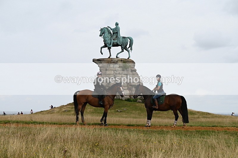 DSC_8186 - Time at Statue 13:52 to 14:33