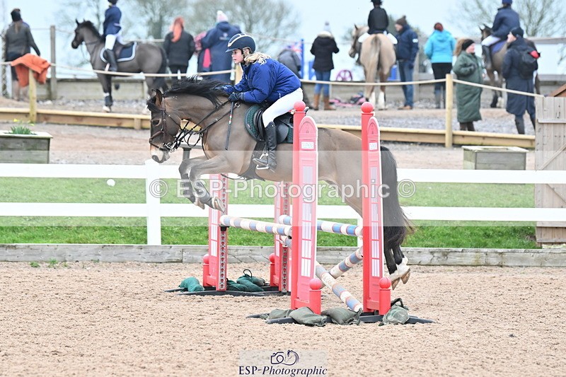 240128A-111816-00488 - Cls 3 Pony Discovery and 90cm Open