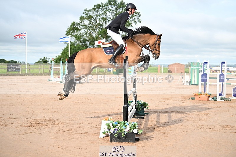 240721A-081022-16415 - Cls 20, 1 Star Gold Tour 1.35m