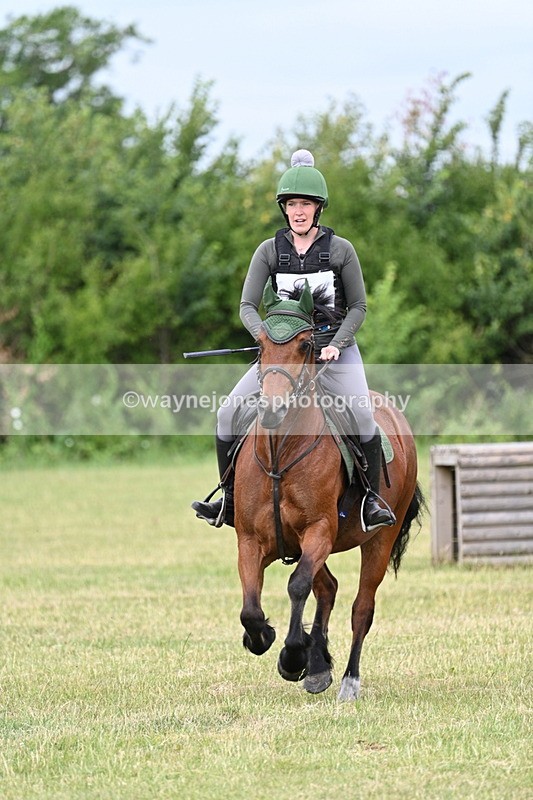 WJ7_4617 - 60cm XC Time 09:48 to 09:57