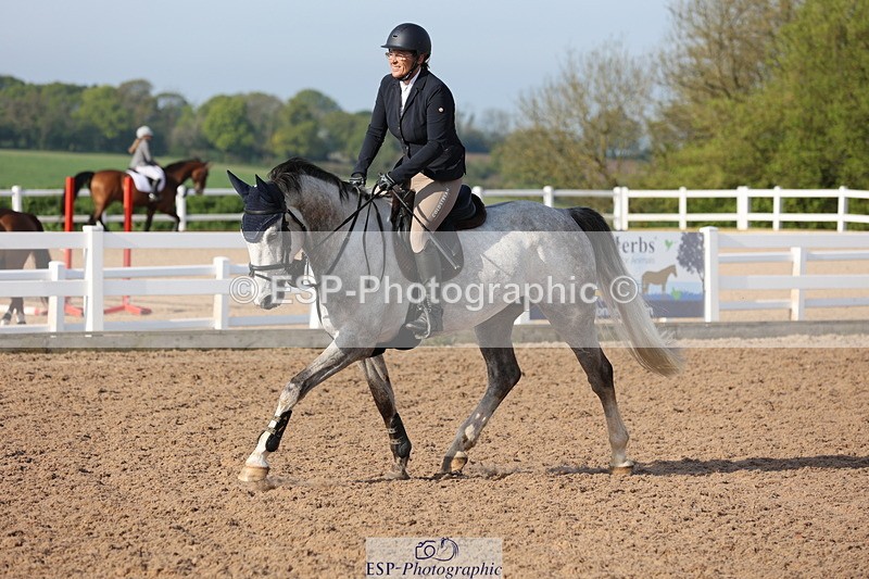 240510A-081845-04172 - Cls 13 British Novice and 90cm Open