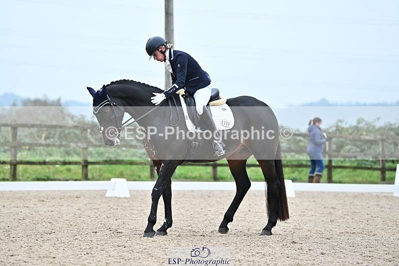 241103-154412-03212 - Novice 1 - 14.44 to 16.08