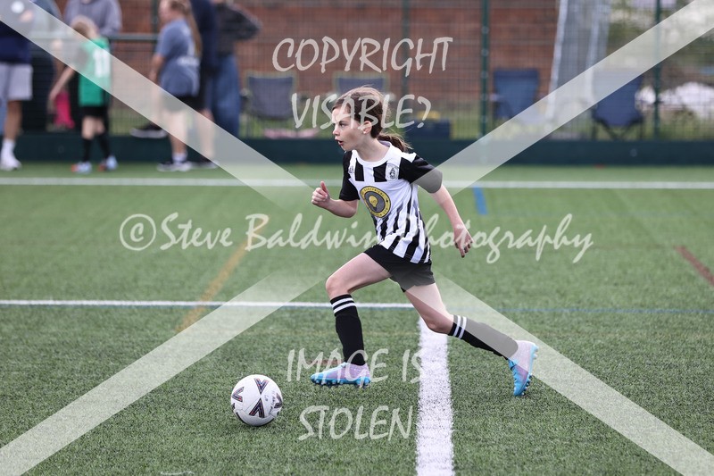 1DX30772 - Sat 13th U9 Girls