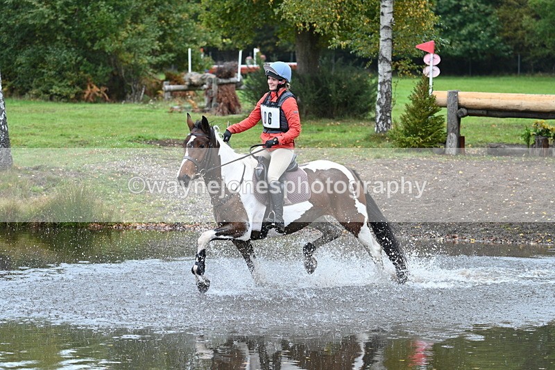 WJ7_3194 - Time 10:47 to 11:11 at the water