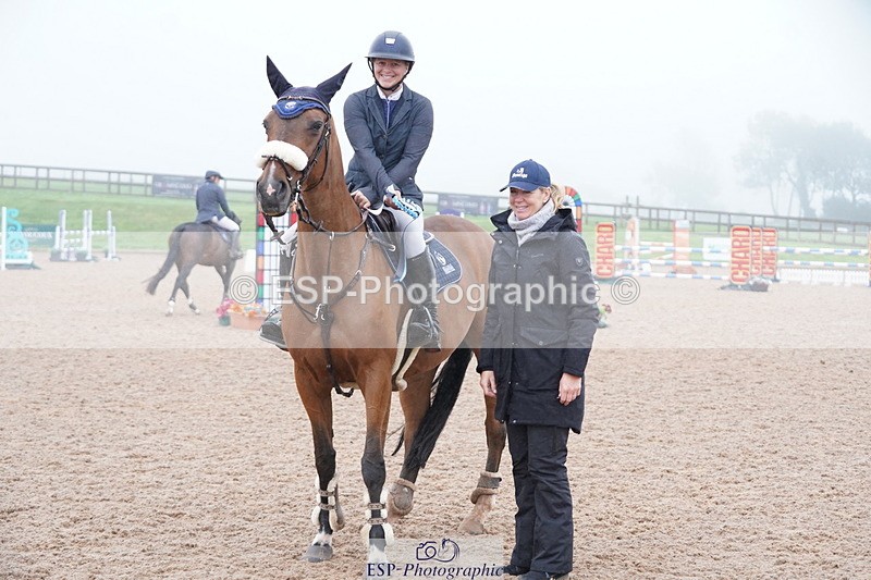 241006A-133532-07025 - Cls 20 Snr Newc & 1.10 Open