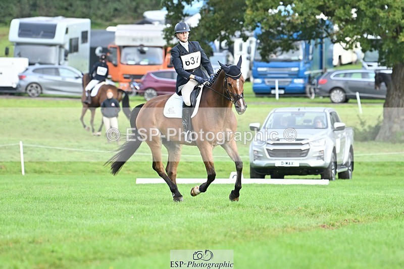 231020-102158-07606 - 637-JOIE.DE.TOURLIDA-Bronia.Hill-DR