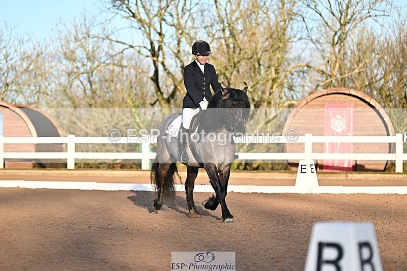 241214-093452-00969 - 117-Janine.Paterson-Pottertonpark.Mulreesh