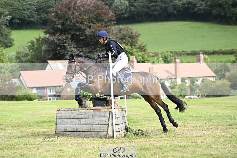 240825X-115333-32641 - 70cm XC 11.00 to 12.00