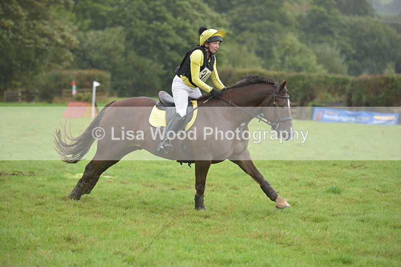 RAY_9910 - Class 3: 70cm Pairs: Corner