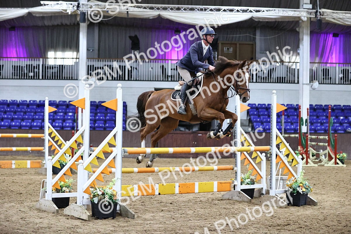 SBM_001994 - Class 4 - Senior Newcomers - 1.10m Open