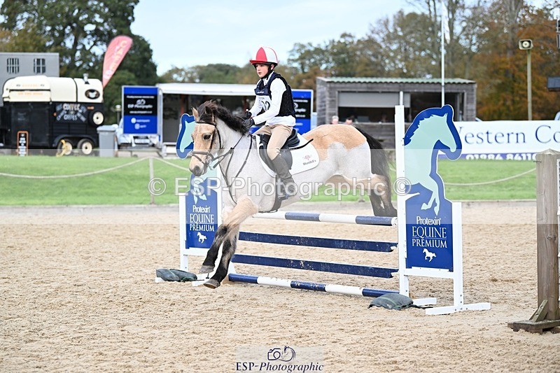 241117-130534-04047 - Cls 3 90-95cm 13.00 to 14.00