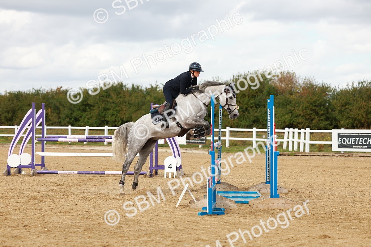 SBM_001330 - Class 4 - Senior Newcomers - 1.10m