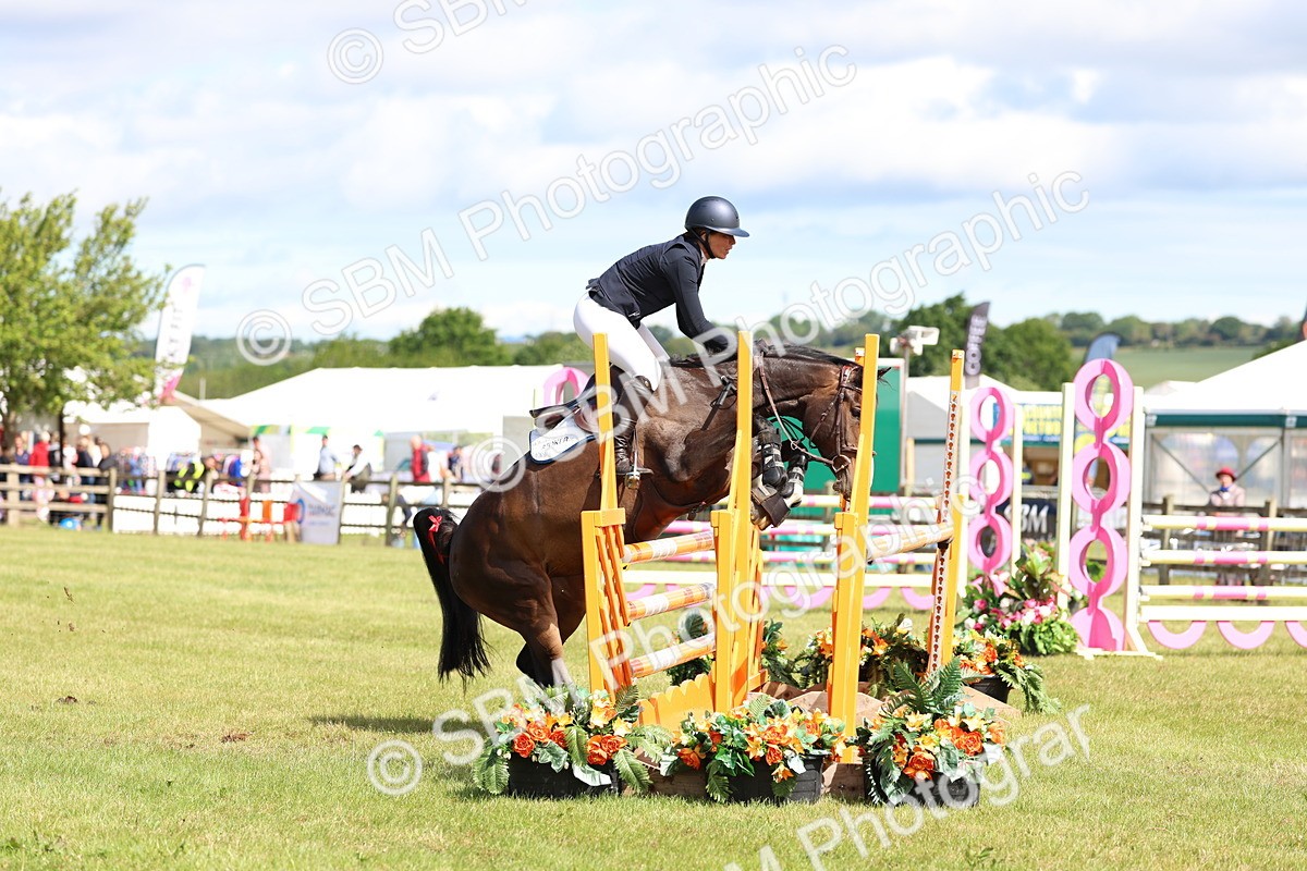 SBM_13521 - Class 206 - Senior Newcomers - 1.10m Open