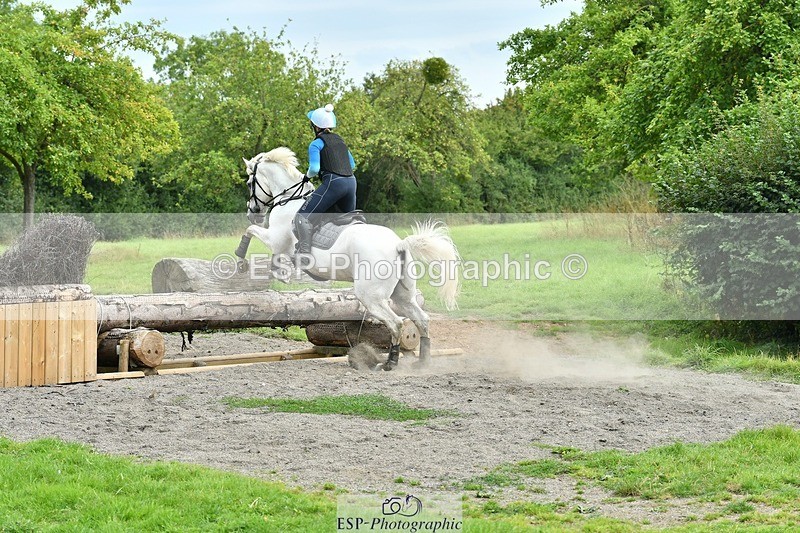 230817-152821-01510 - Theo's 2nd Group - XC