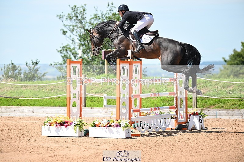 240718A-120027-04945 - Cls 1, 3 Star Small Tour 1.35m