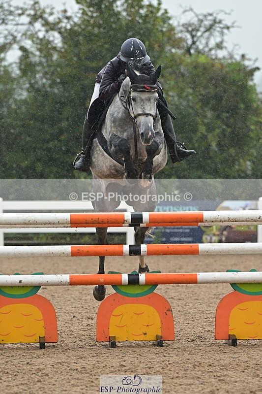 240925A-143820-01158 - Cls 5 Foxhunter and 1.20m Open
