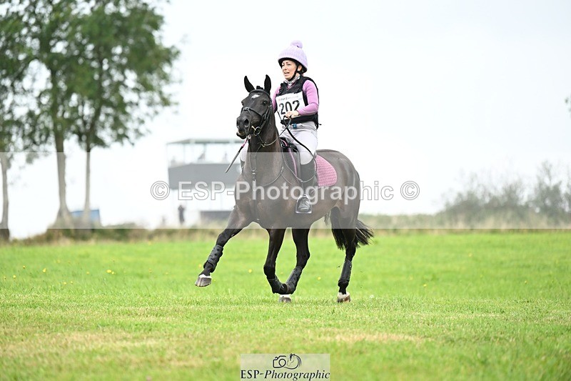 240831A-143226-03742 - 202-Kate.Brown-SLADESHILL.OUT.OF.THE.BLUE