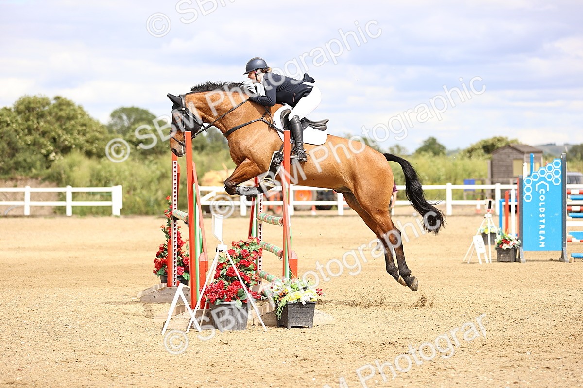 SBM_008045 - Class 21 - Senior Foxhunter - 1.20m