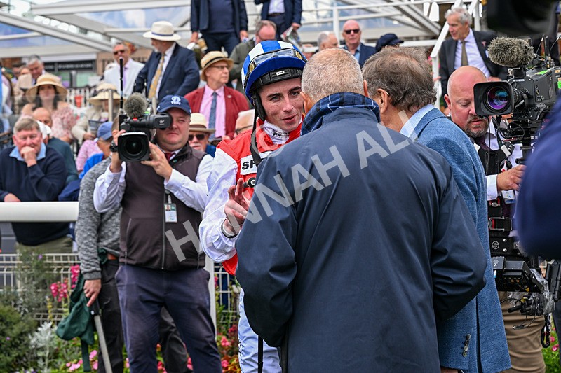 210826-Race 1-Blue Courvoisier-8721 - Race 1 13.50pm Sky Bet Mile Handicap