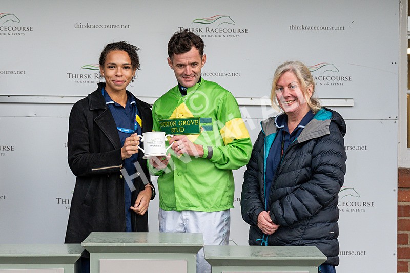 150925-Race 7-Ey Up Its Jazz-6265 - Race 7