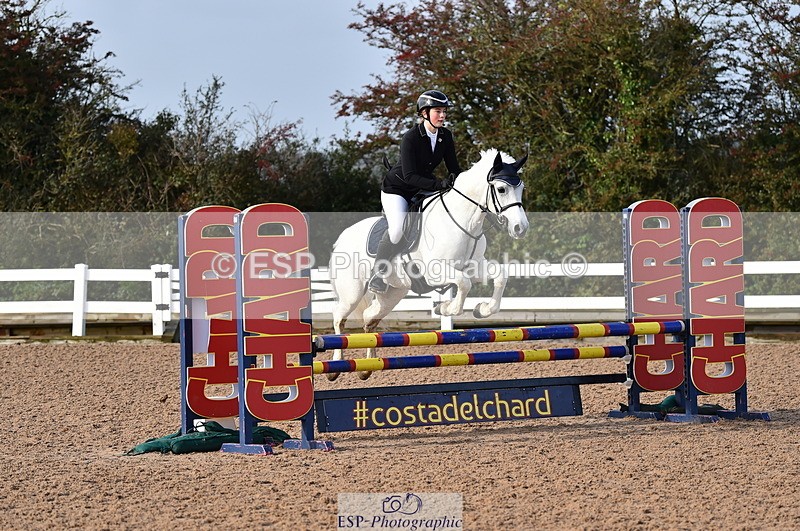 231028A-110642-00695 - Cls 2 British Novice & 80cm Open