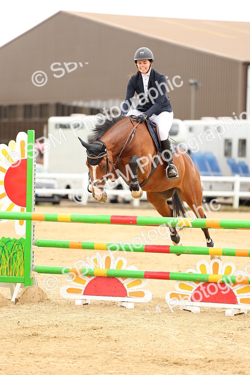 SBM_009925 - Class 3 - Senior Newcomers - 1.10m Open