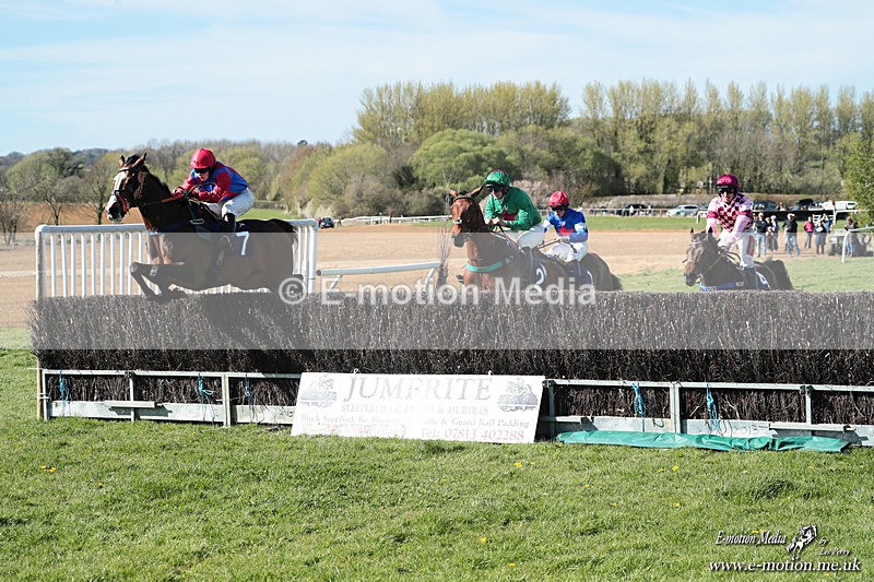 PtP 060426 412 - Paxford Races North Cotswold Easter Mon 06/04/26