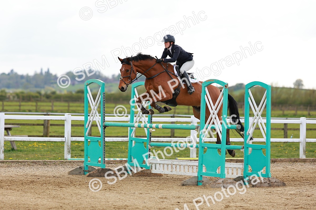 SBM_002709 - Class 5 - Senior Foxhunter - 1.20m