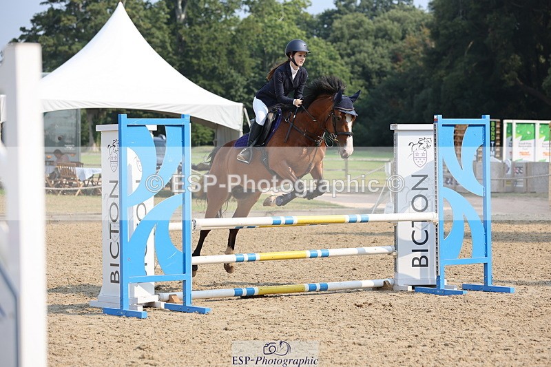 250816A-102443-00694 - Cls 3 Snr British Novice