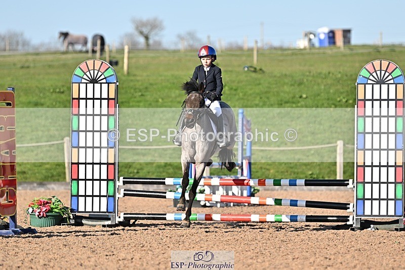 250401-172654-00416 - 70cm classes