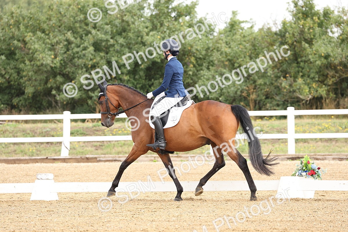 SBM_005475 - Class 6 - Novice 6 - 9.30-10.12