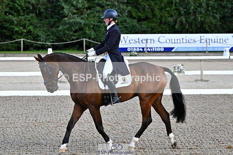 241023-145650-00437 - 105-Bella.Innes.Ker-MBF.KELVIN.DELLA.CACCIA