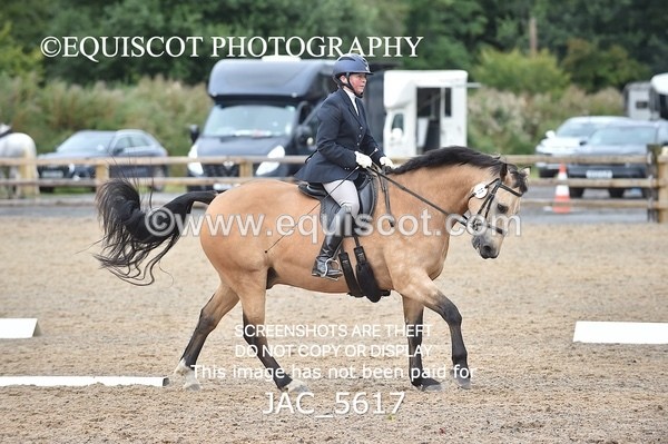 JAC_5617 - NOVICE 4