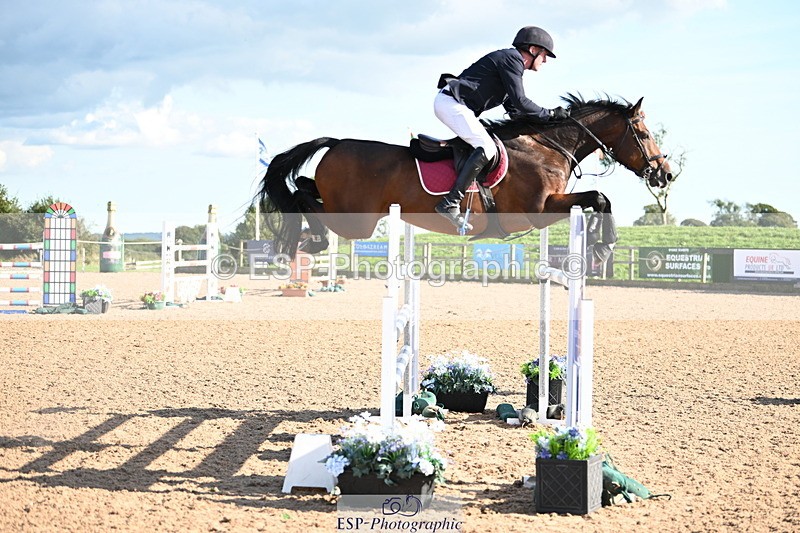 240913A-161805-05200 - Cls 18 National 1.40m Open