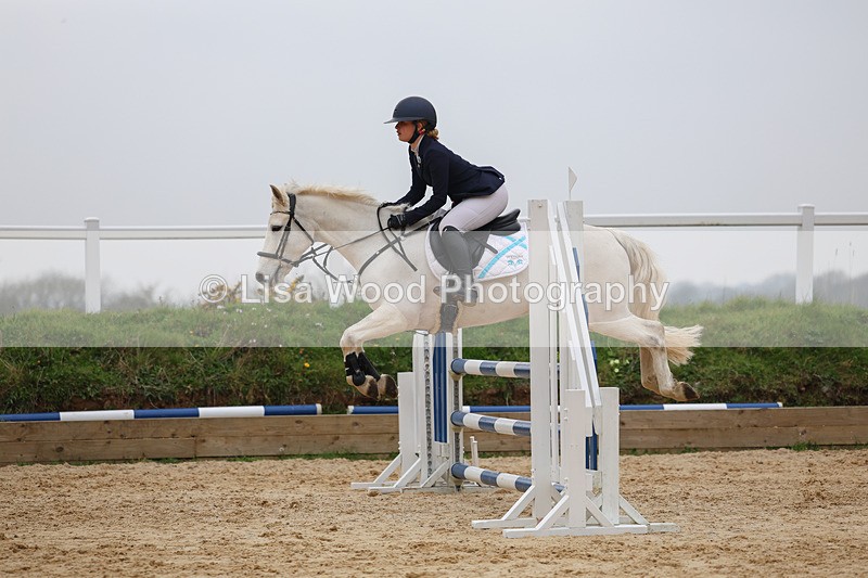 3E7A8495 - Class 14: Pony Discovery/90cm open