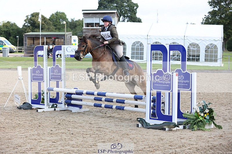 240823X-092144-14509 - 60cm R1 8.30 to 10.00